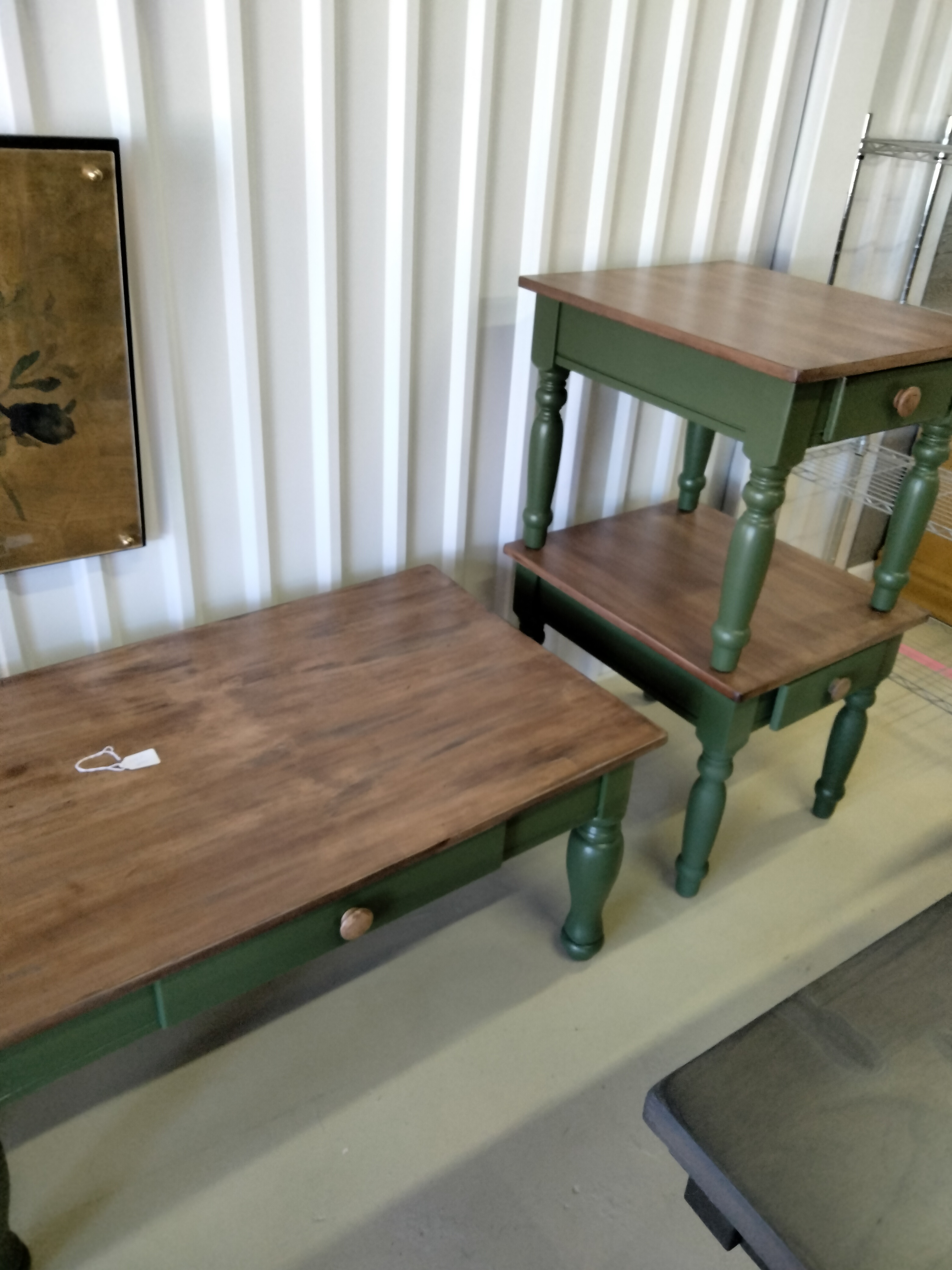 beautiful-green-coffee-table-setjC5YI